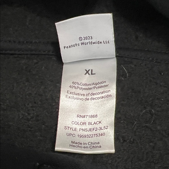 Peanuts Black Snoopy Hoodie - Picture 8 of 9